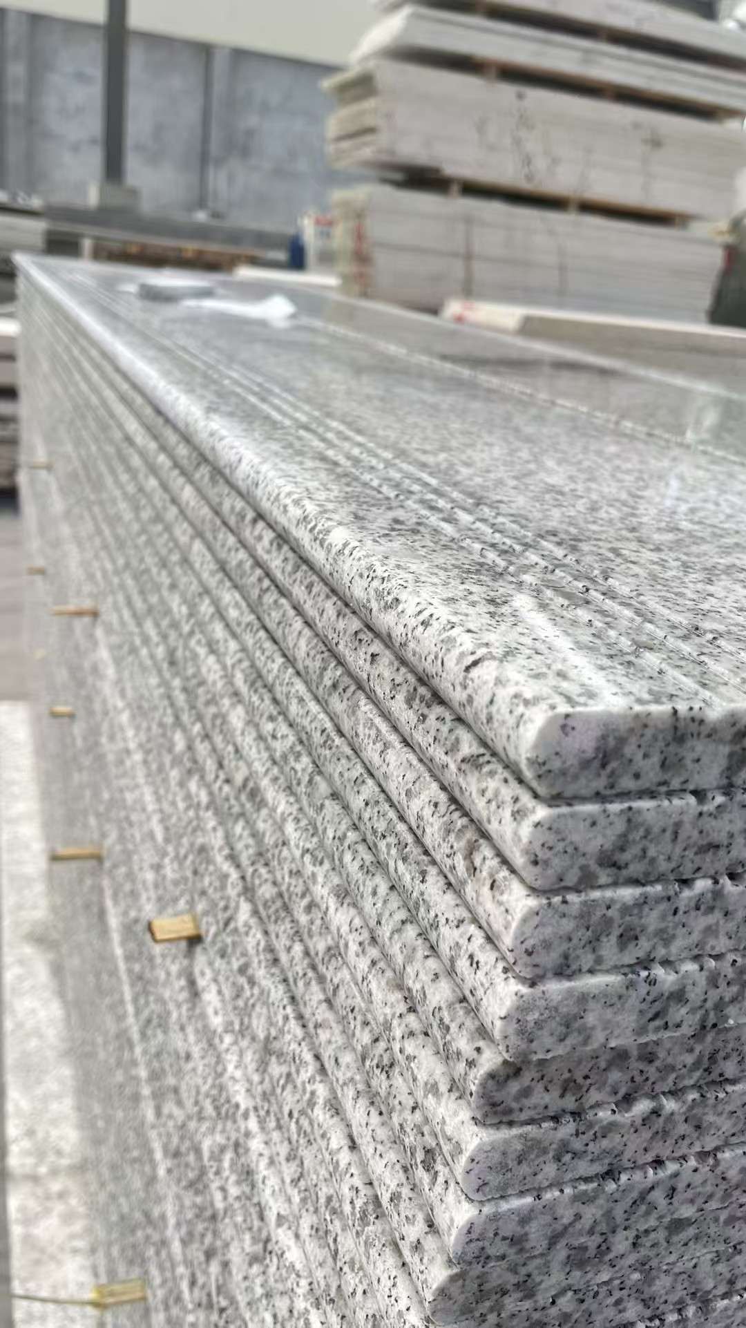 临沂芝麻白楼梯踏步 花岗岩楼梯板材